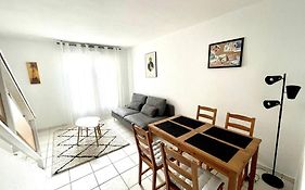 Duplex moderne proche de toutes commodités